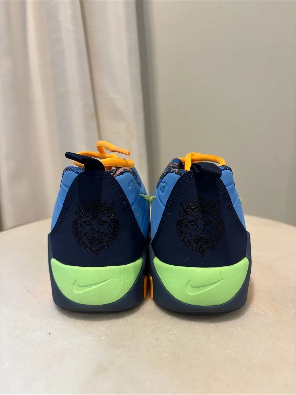 Nike LeBron Witness 9 Kids sneakers